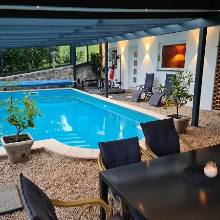 Wellness Sophienhoehe Am Pool