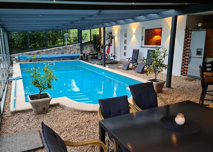 Wellness Sophienhoehe Am Pool